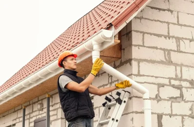 Pose et remplacement de gouttières à Labosse